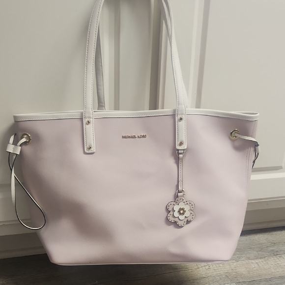 Michael Kors Blush and Cream Tote - Picture 12 of 13